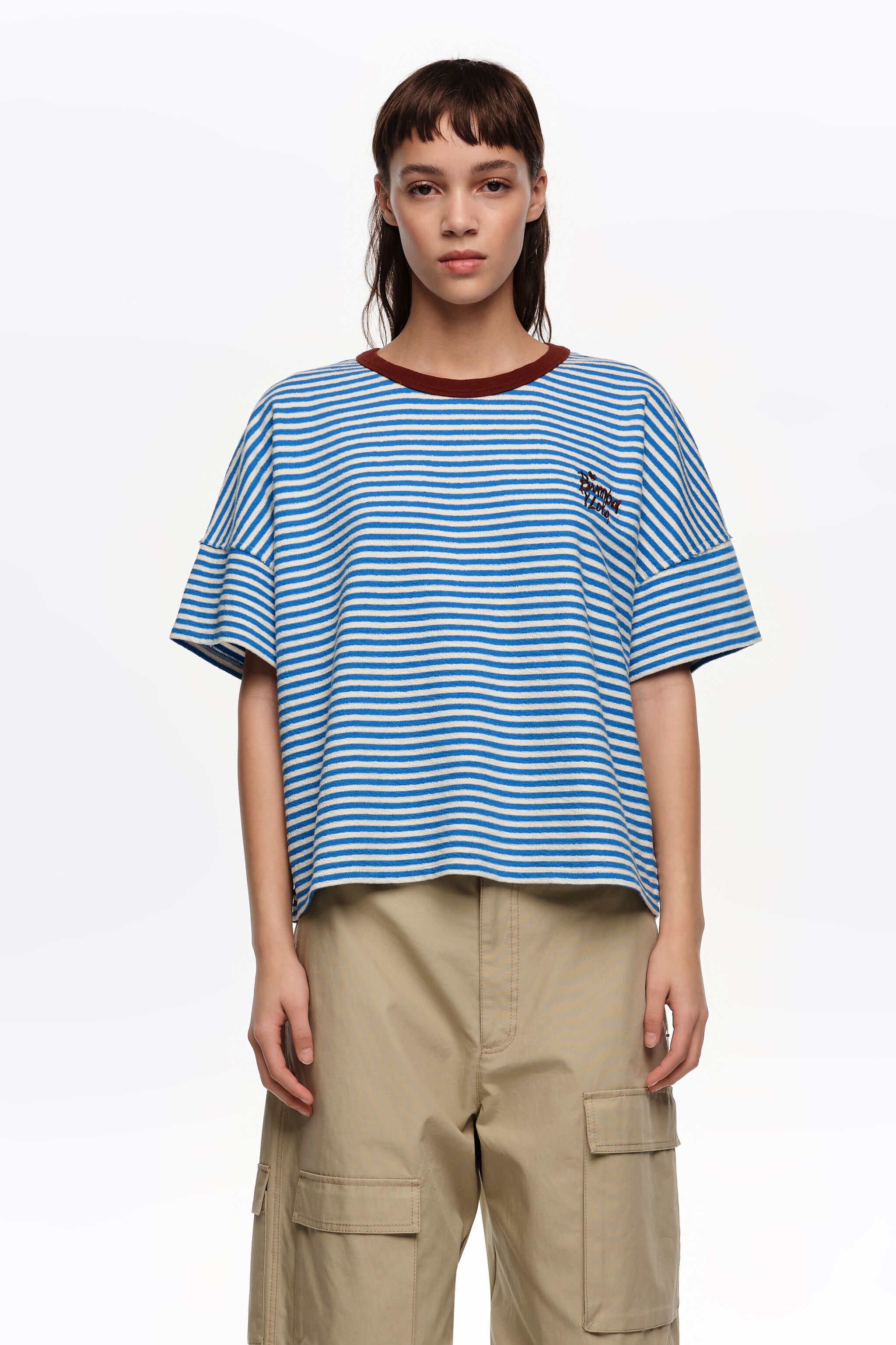 Blue striped contrast piping T-shirt