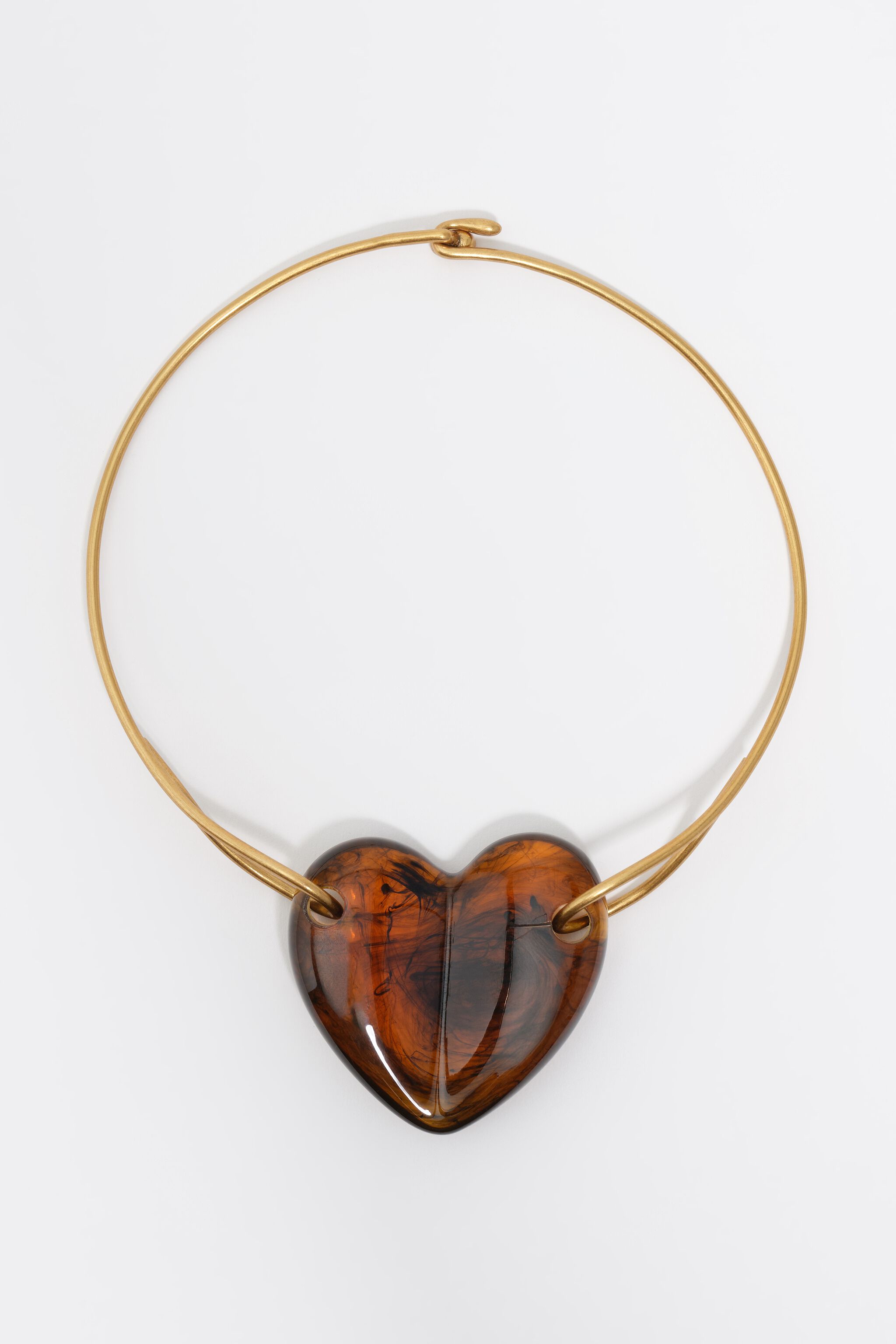 Amber resin heart choker necklace