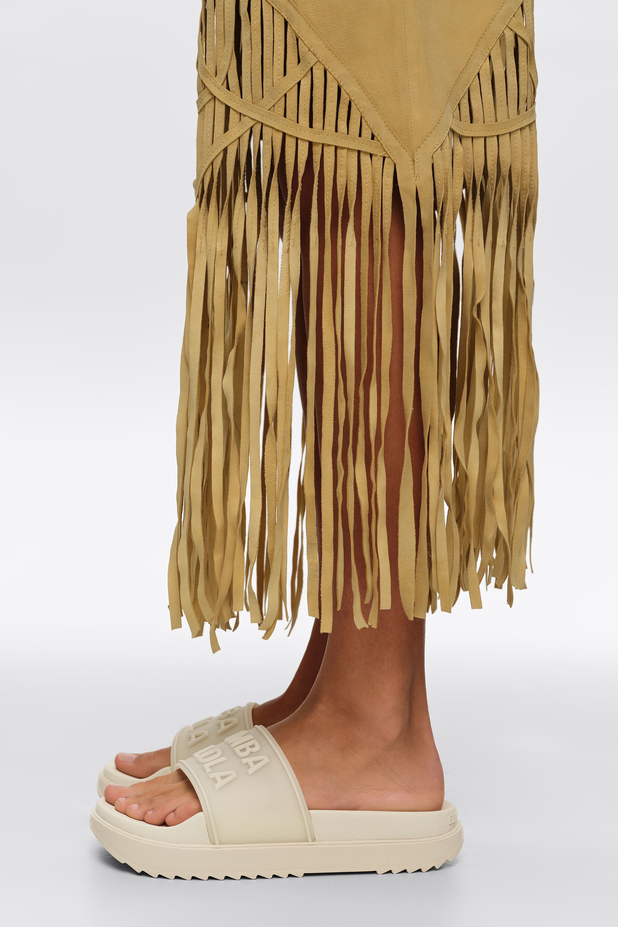 White platform flip-flop