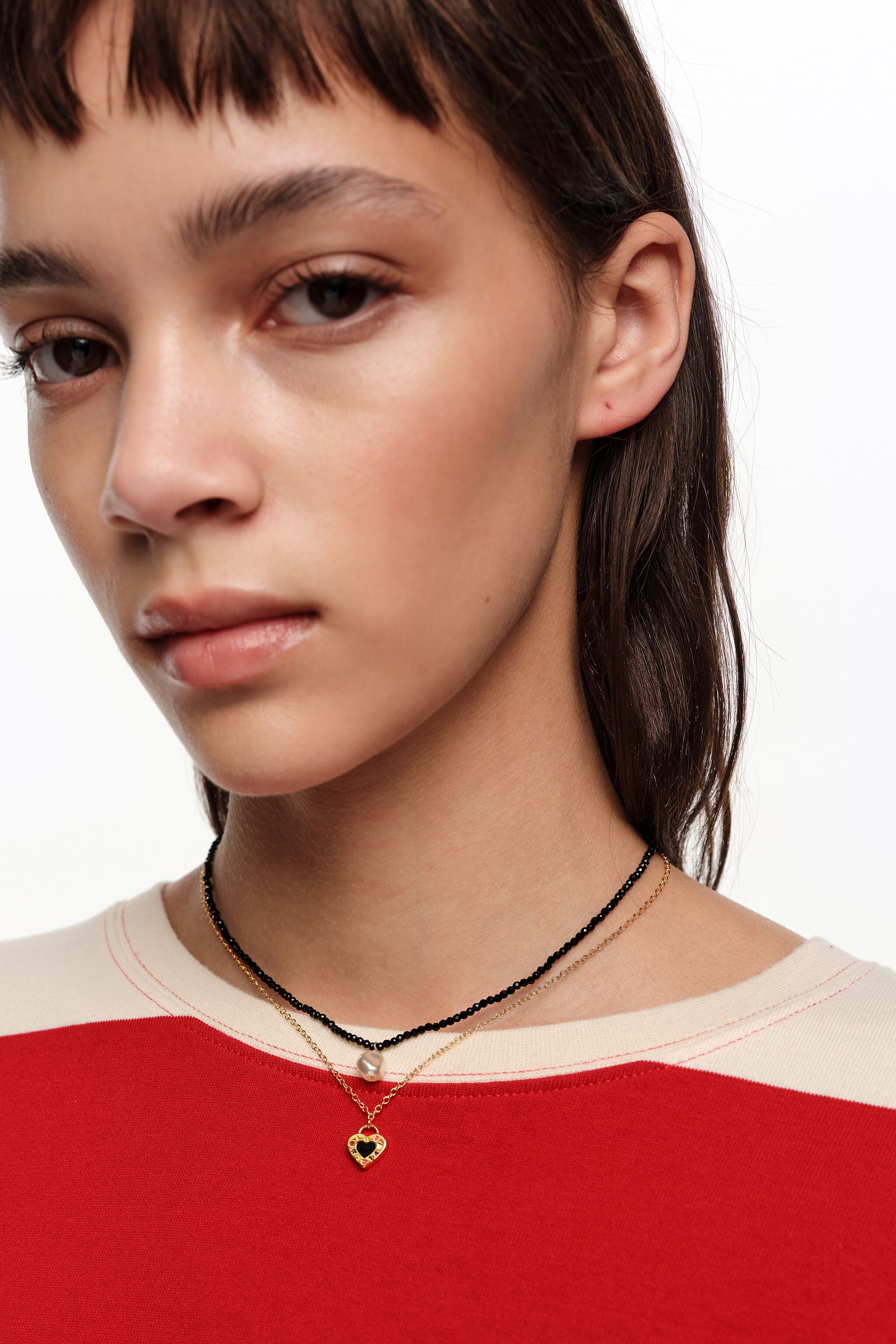 Double black crystals and pearl necklace