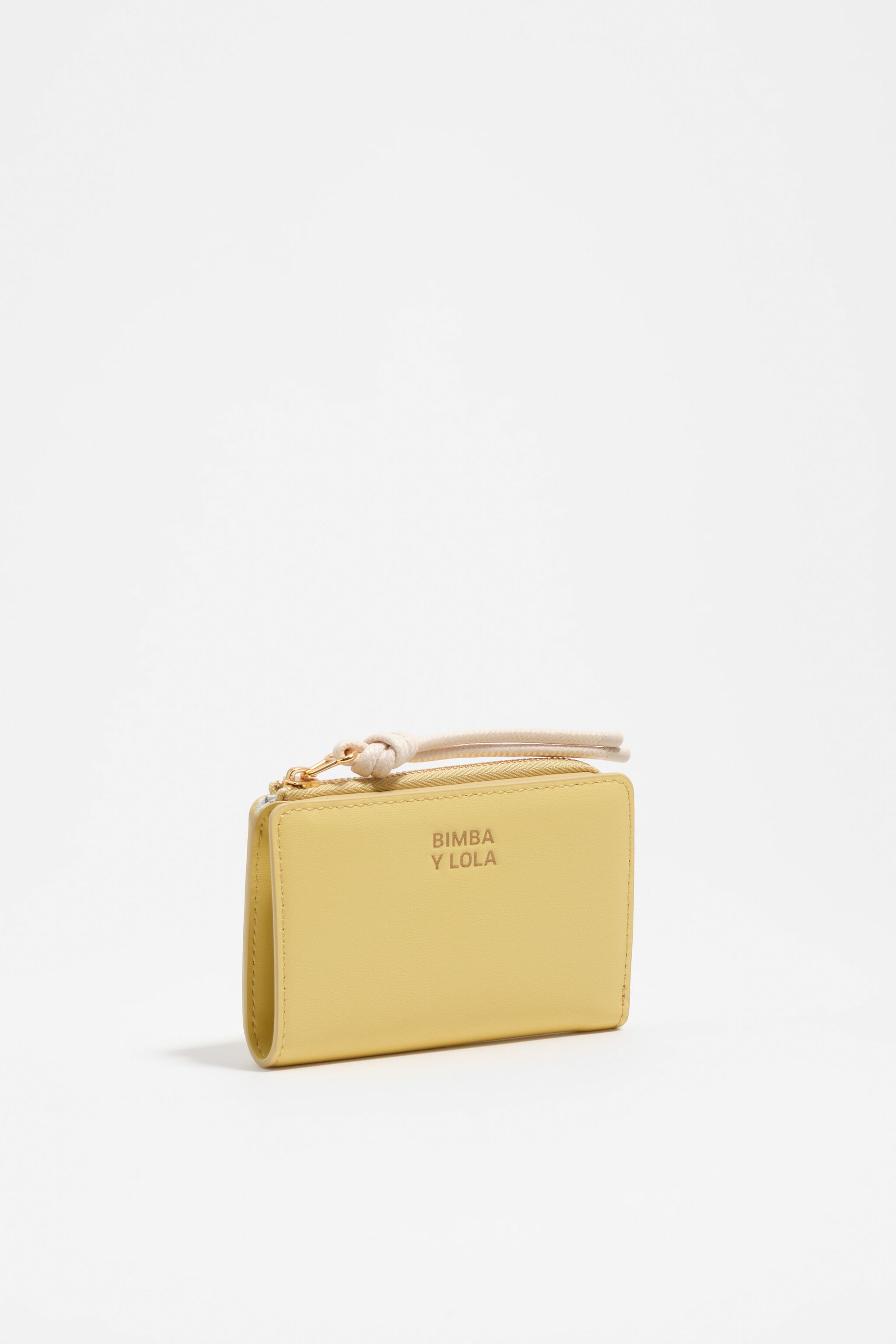 Banana compact purse
