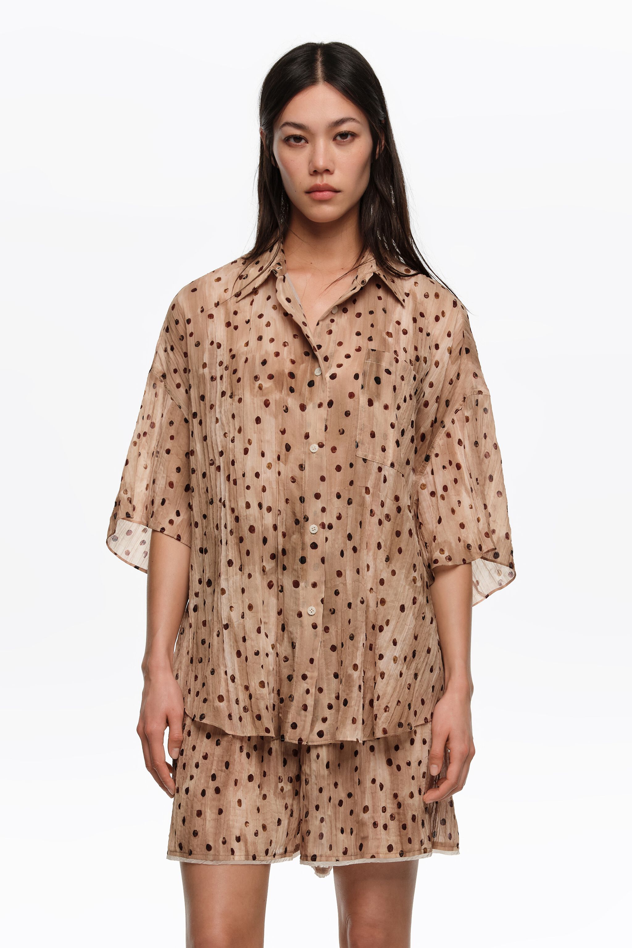 Watercolor Dots short-sleeve pleated shirt