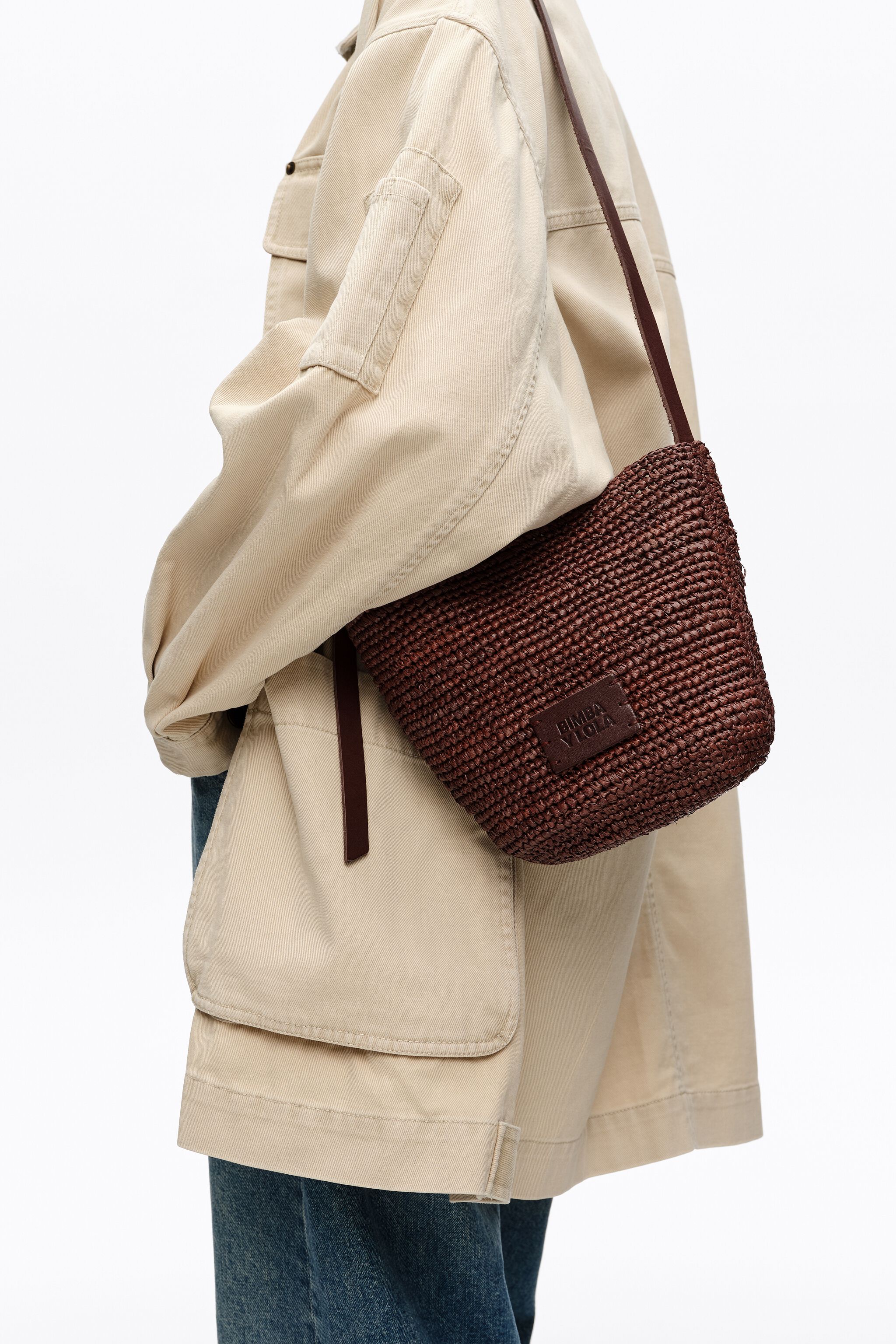Small walnut raffia plaited bag